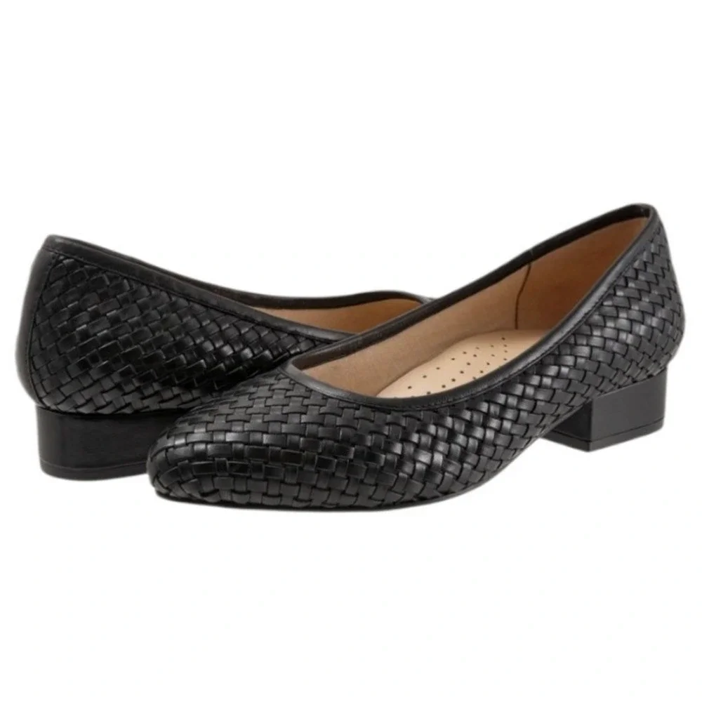 Trotters Woven Leather Womens size 10.5M Jade Career Office Casual Comfort Shoes